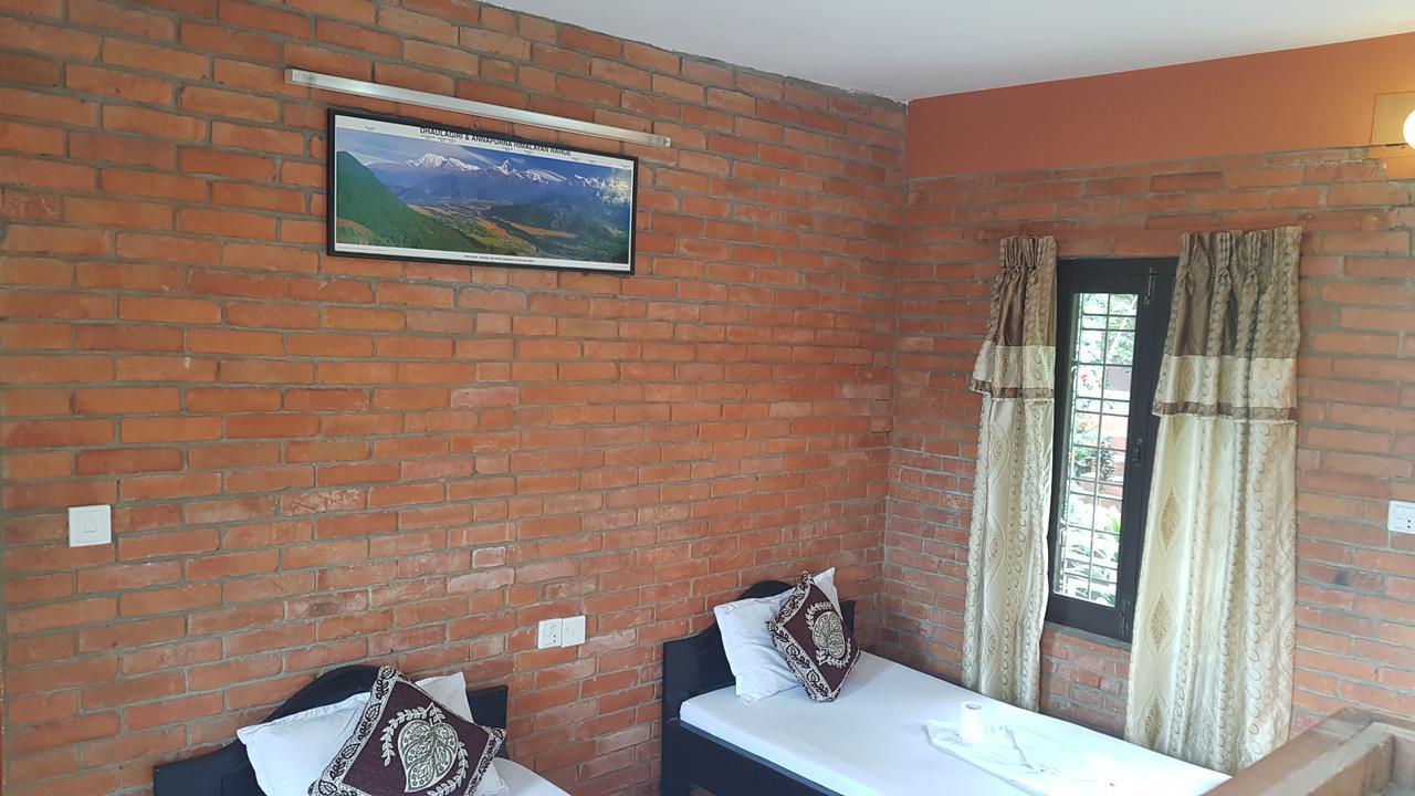 Little Pilgrim Lodge Pokhara Exterior foto